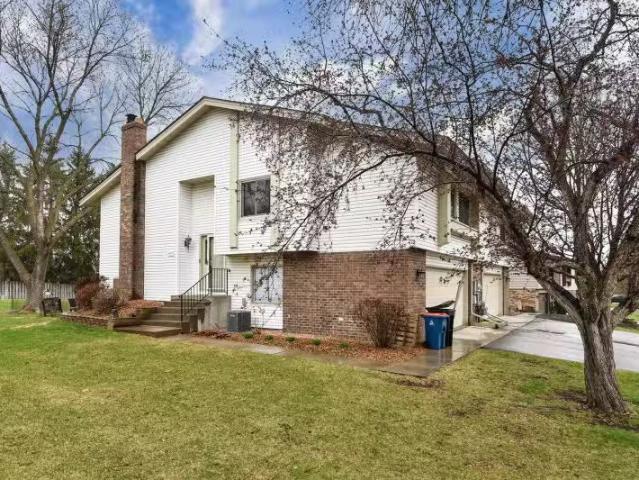 Condo for sale in Osseo