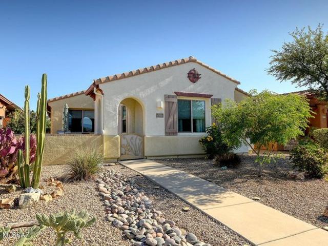 House for sale in Vail, Arizona