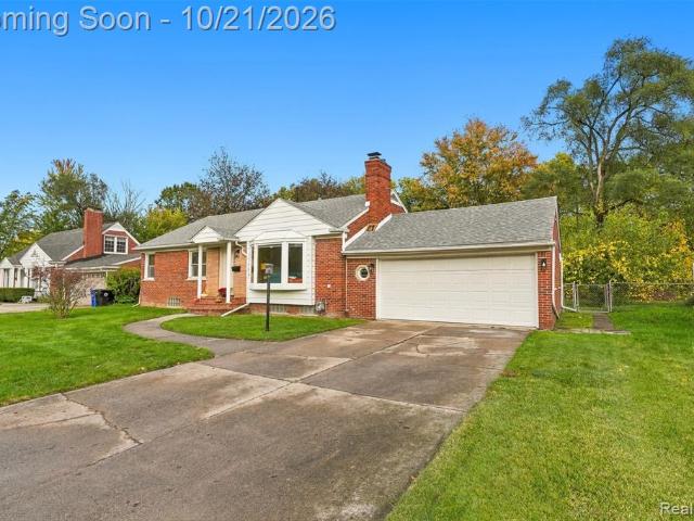 House for sale in Taylor's Golf and Bridle Club, Redford Township