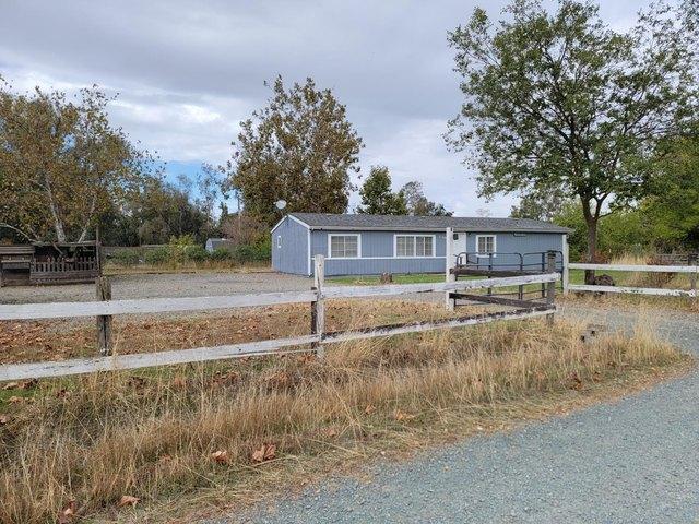 House for sale in Herald, California