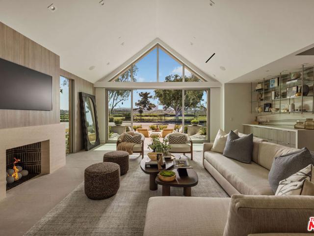 House for sale in Corona Del Mar, California