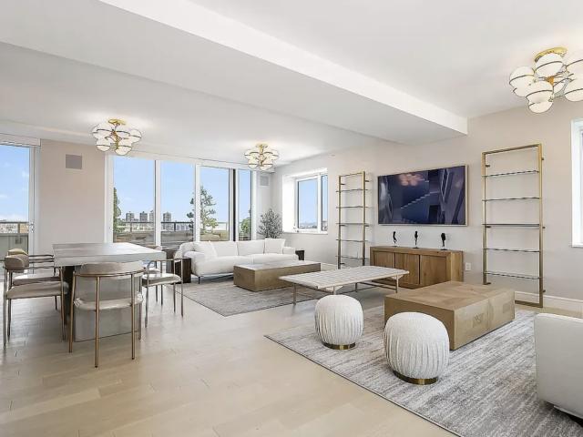Condo for sale in Arverne, New York