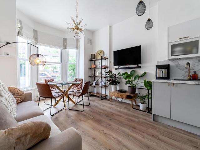 Apartment for rent in West Dulwich, Greater London