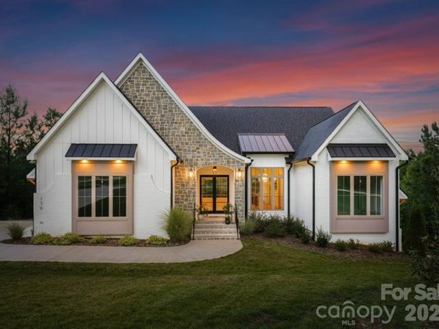 House for sale in Mooresville, North Carolina