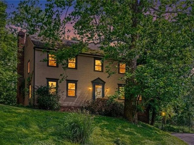House for sale in Pittsburg, Pennsylvania