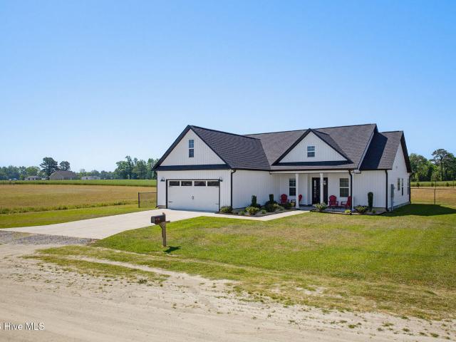 House for sale in Beulaville, North Carolina