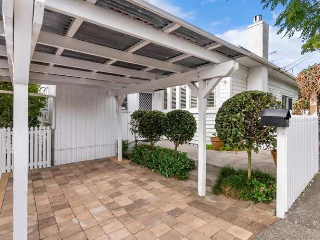 House for sale in Hillersden