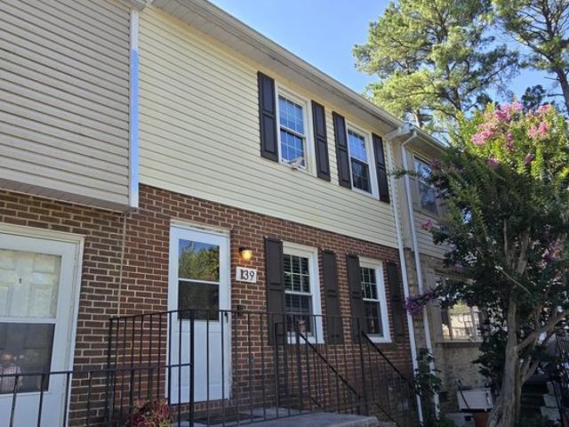 Townhouse for sale in Virginia
