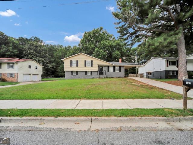 House for sale in Hampton, Georgia