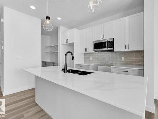 House for sale in Spruce Grove, Alberta