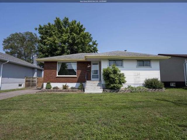 House for sale in Thunder Bay, Ontario