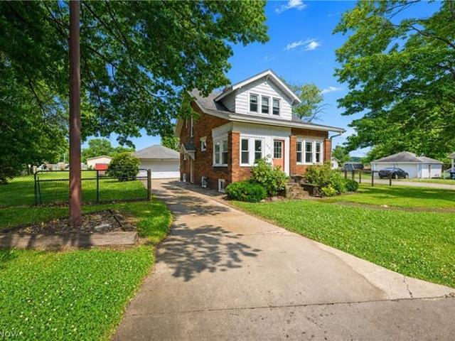 House for sale in Tuscarawas, Ohio