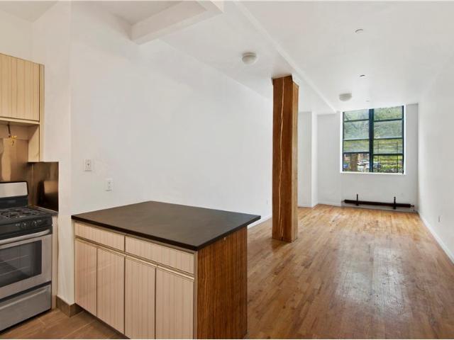 Property for rent in Arverne, New York