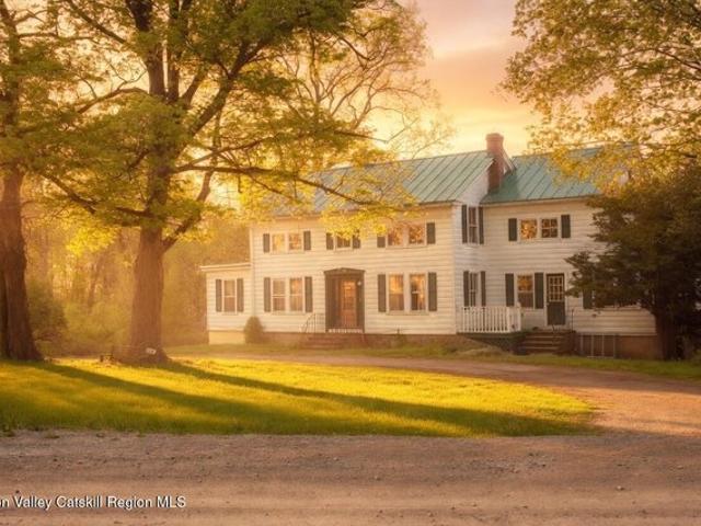House for sale in Chatham, New York