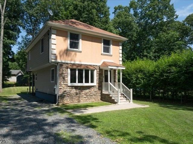 House for sale in Glasser, New Jersey