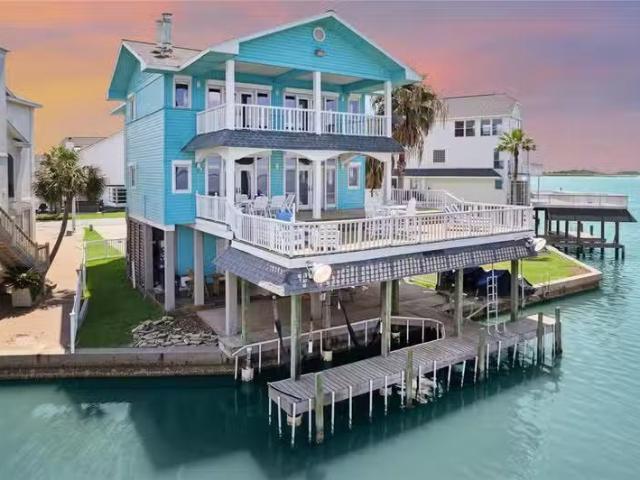 House for sale in Galveston