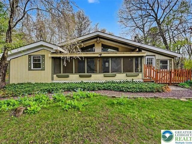 House for sale in Bartonsville, Pennsylvania