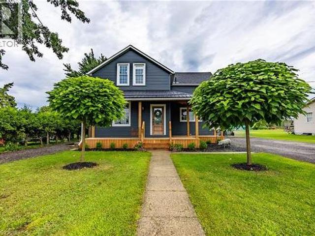 House for sale in Ontario