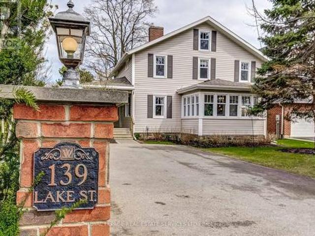 House for sale in Niagara, Ontario