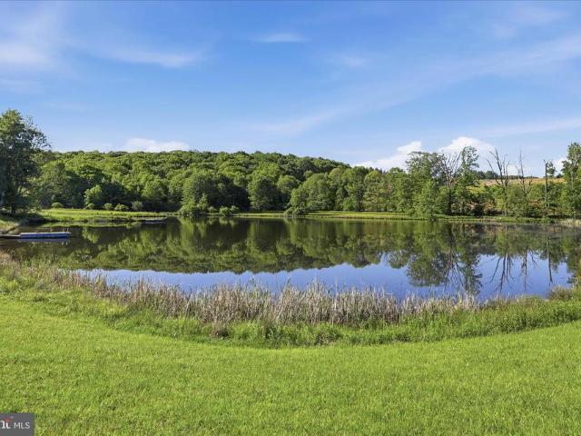 House for sale in Garrett, Maryland