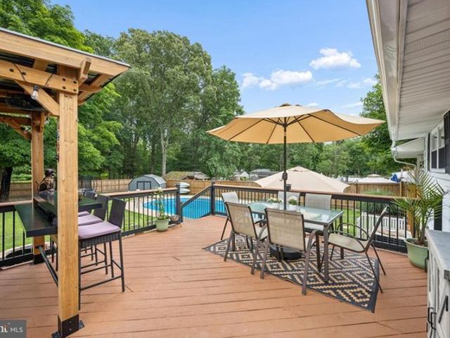 House for sale in Pasadena, Maryland