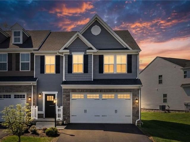 Townhouse for sale in Sewickley, Pennsylvania