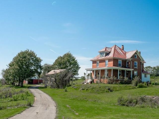 House for sale in Somerset, Somerset County