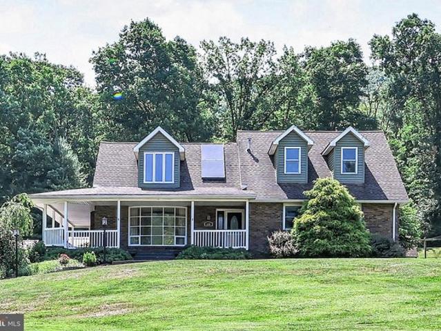 House for sale in Pine Grove, Pennsylvania