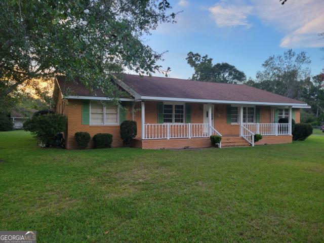House for sale in Willacoochee, Georgia
