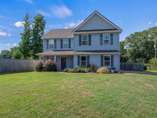 House for sale in Duncan, South Carolina