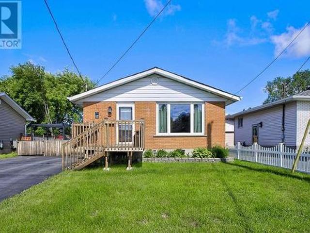 House for sale in Wanup, Ontario