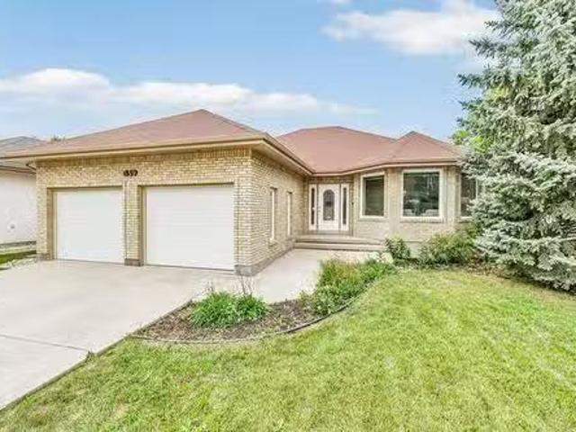 House for sale in East St. Paul, Manitoba
