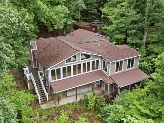 House for sale in Jamestown, Kentucky
