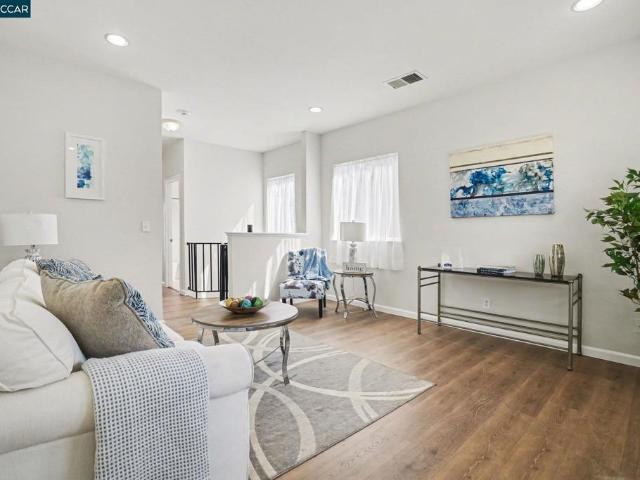 House for sale in Rodeo, California