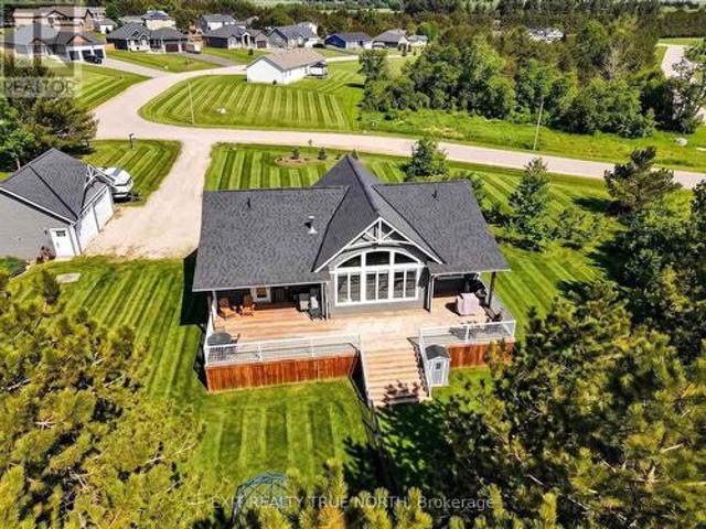 House for sale in Lafontaine, Tiny