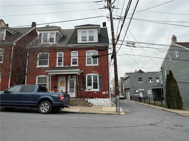 House for sale in Easton, Pennsylvania