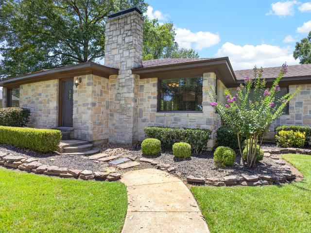 House for sale in Crockett, Houston County