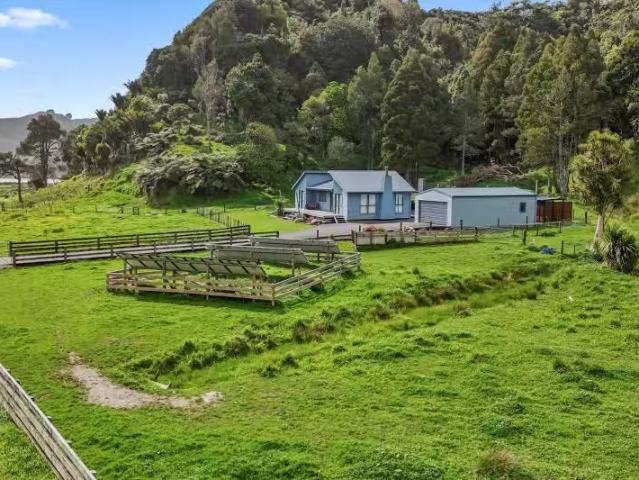 House for sale in Hillsborough, Taranaki