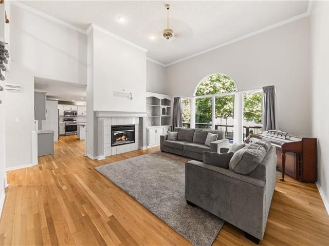 House for sale in Gladstone, Clay County