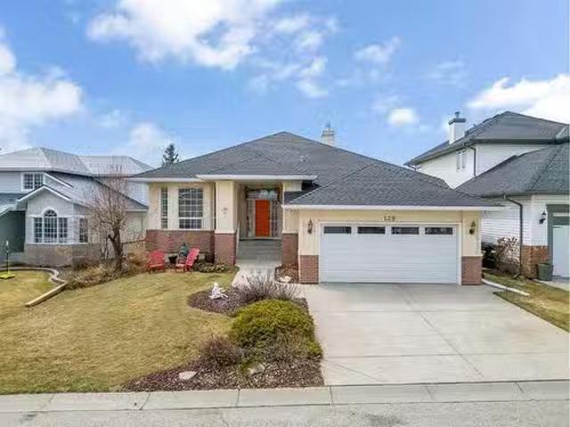 House for sale in Northwest, Alberta