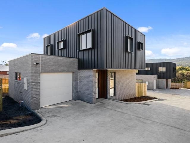 House for rent in Rokeby, Hobart