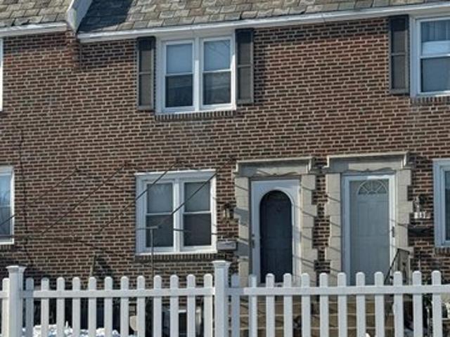 Townhouse for sale in Delco, Pennsylvania