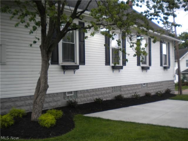 House for sale in New Portage, Barberton