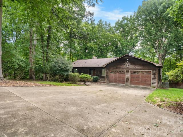 House for sale in Troutman, North Carolina