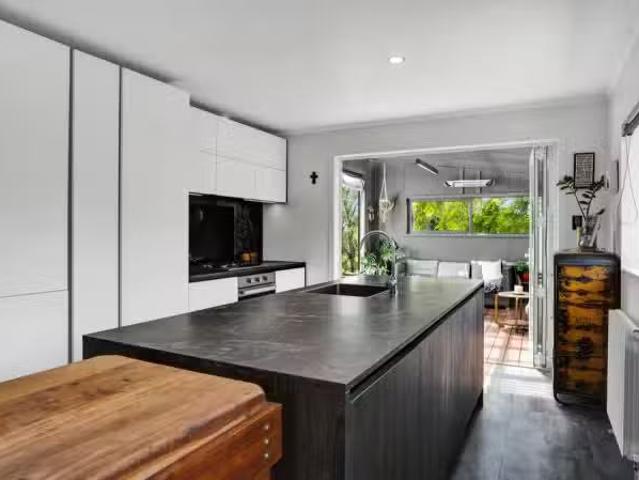 House for sale in Hillsborough, Taranaki