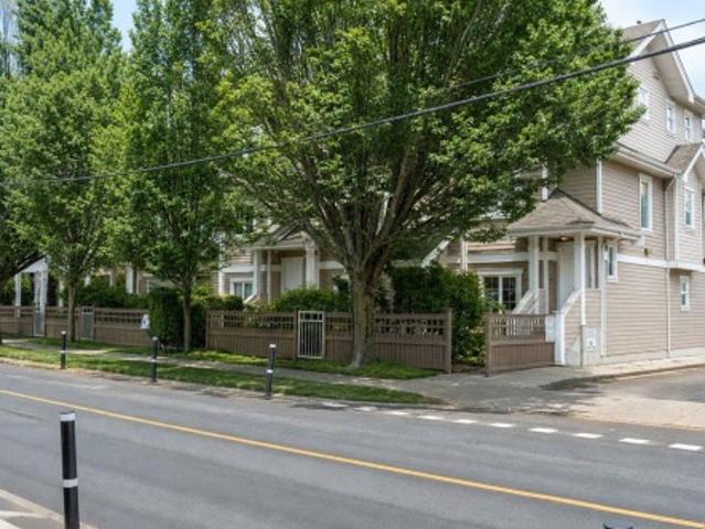 House for sale in North Park, Victoria