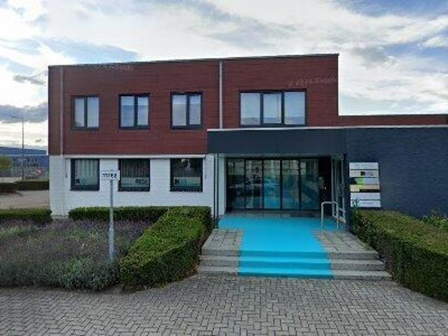Bedrijfspand te huur in Sittard, Limburg