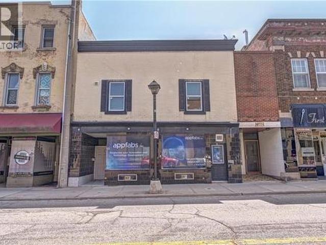 Commercial for rent in Cambridge, Ontario