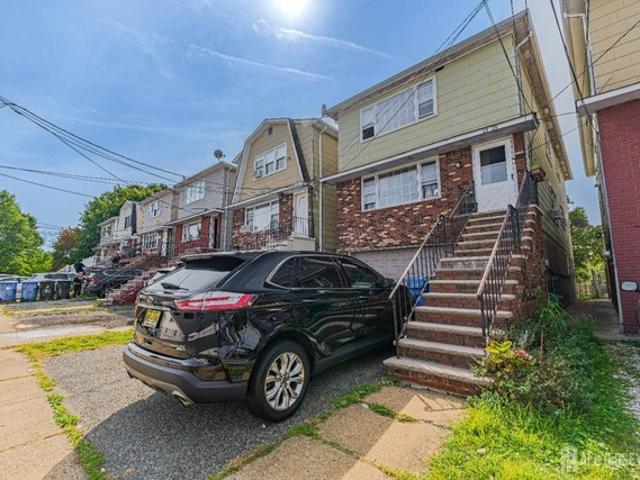 House for sale in Avenel, New Jersey
