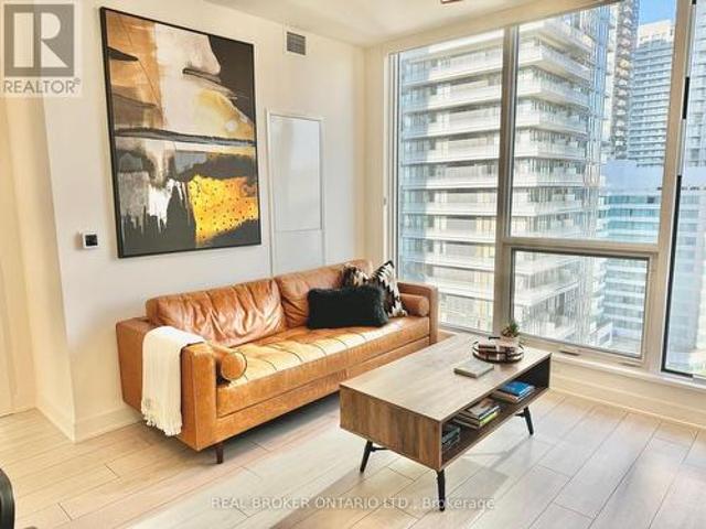 Condo for sale in Spadina—Fort York, Toronto